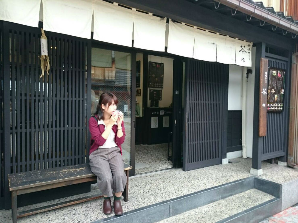 【社員インタビュー#7】未経験だけど、自社サービスを開発している企業で働く夢を捨てられず、飛び込んでみた!のアイキャッチ